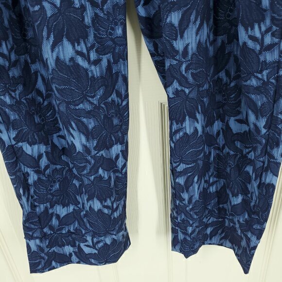 NWT Athleta Trekkie North Jogger 22 Ethereal Bloom Cottage Blue Floral - Picture 9 of 15